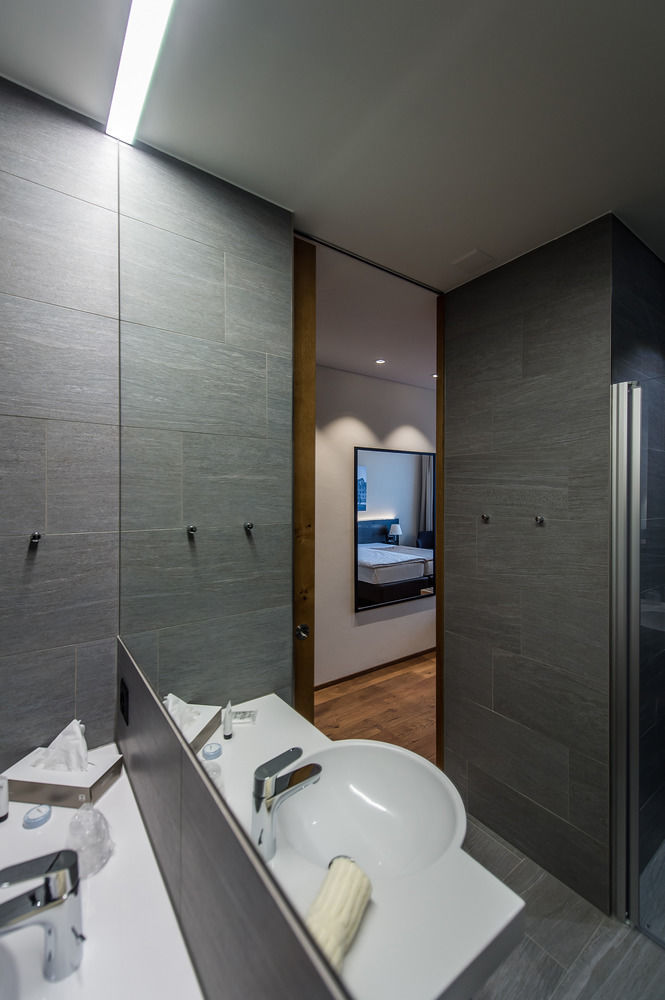 One66 Hotel